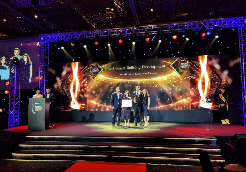 KUSTO HOME THẮNG LỚN BỘ BA GIẢI THƯỞNG DÀNH TẠI VIETNAM PROPERTY AWARD 2022